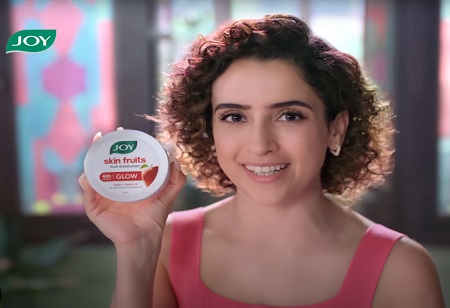 Joy Skin Fruits Returns with Fun Ad Starring Sanya Malhotra Joy Skin Fruits Returns with Fun Ad Starring Sanya Malhotra