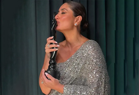 Filmfare OTT Awards 2024: Kareena Kapoor Received Best Actress Award for Jaane Jaan