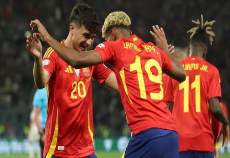 Spain Triumphs Over France in 5-4 Nations League Thriller
