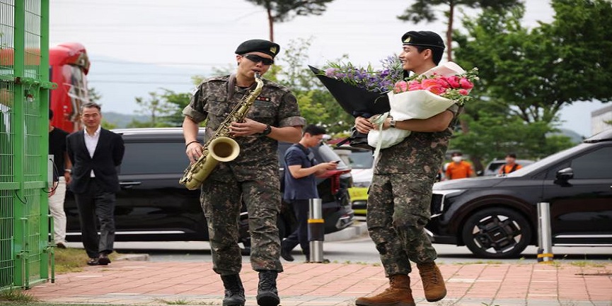 BTS Reunion: RM and V's Heartfelt Return from Military Service