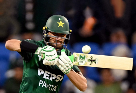 Pakistan vs Australia: Shaheen Afridi's Stunning Helicopter Shot Stuns Commentator