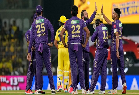 Kolkata Knight Riders Outclass Chennai Super Kings 