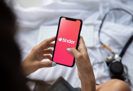 Tinder Launches Double Date Feature to Make Dating More Fun and Social